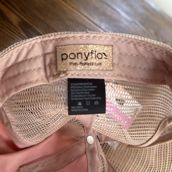 Ponyflo ponytail baseball cap “DOG MOM” pink - Picture 9 of 10